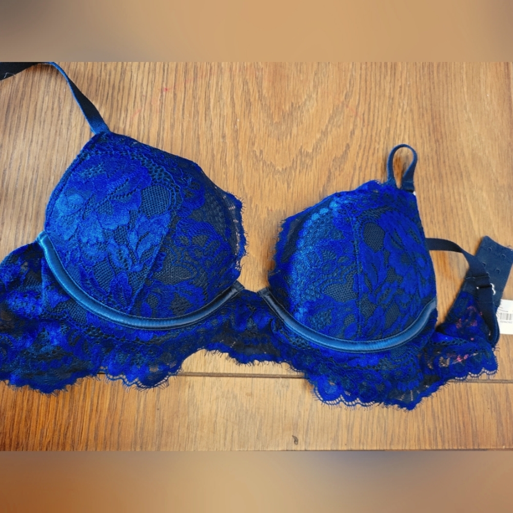 Lace push up bra - 32C, Navy Blue - new w/tags